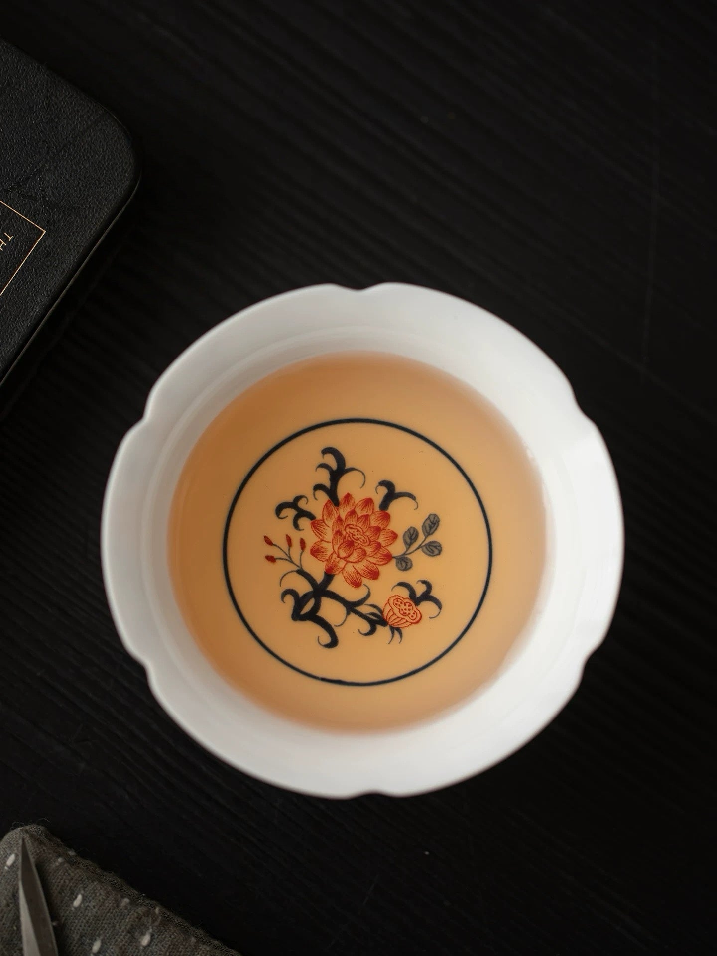 Cerulean Blush Tea Jewel